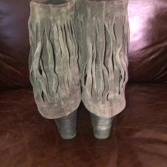 Born Boots - Picture 4 of 4